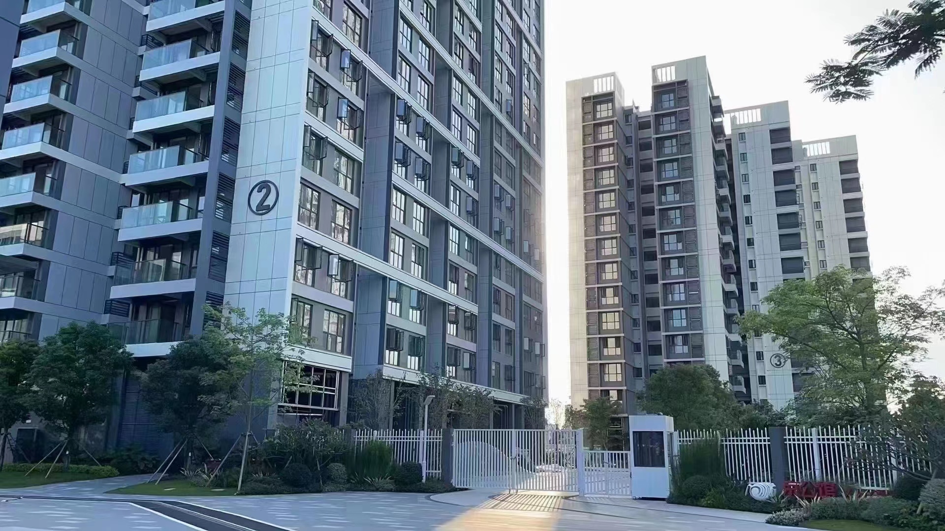 凤岗雁田38栋花园【天鹅湖畔花园】精装一房首付19万起(图5)