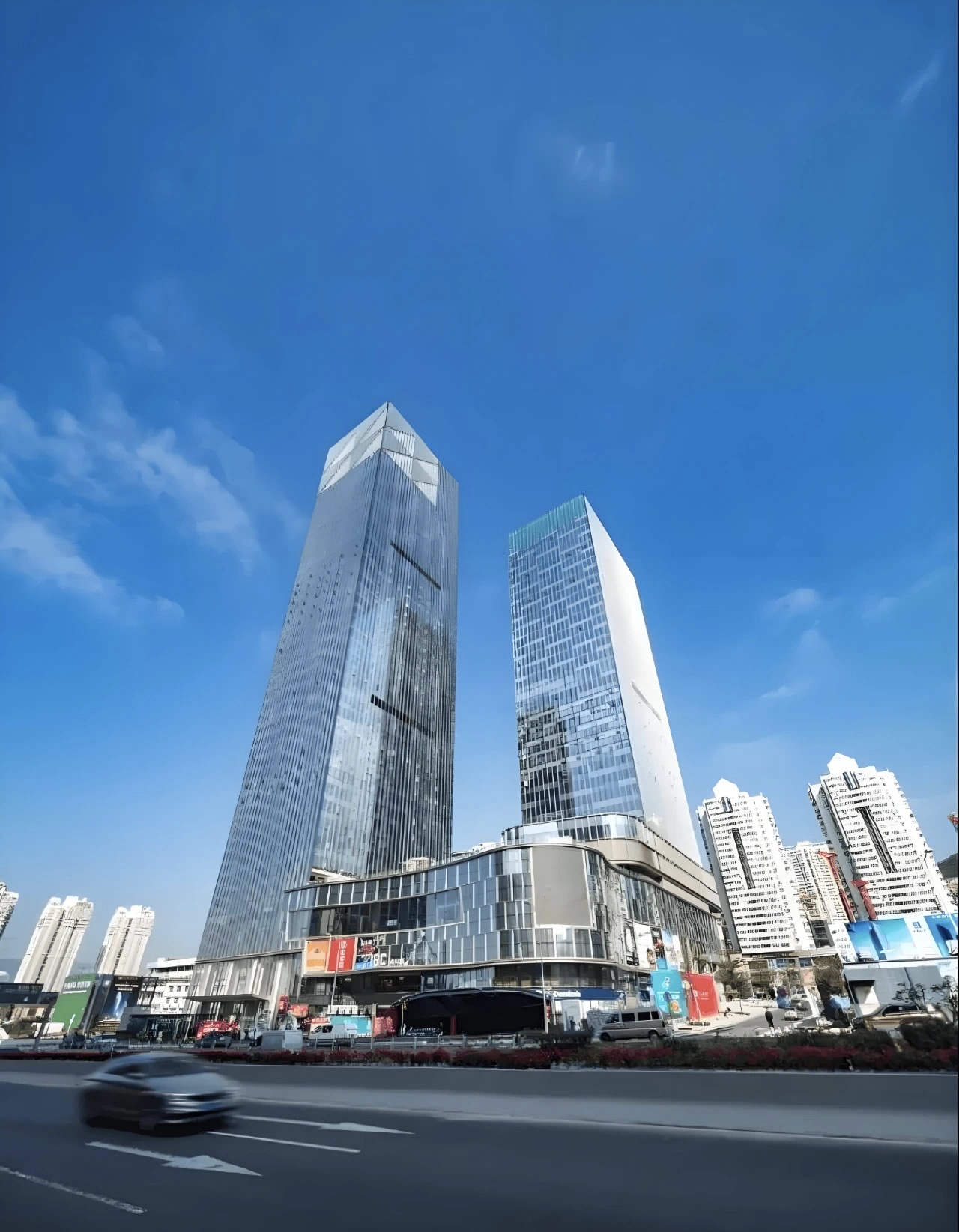 罗湖红本小区总价97万一套起,地铁口100米,单价2.5万一平起(图4) 罗湖红本小区总价97万一套起,地铁口100米,单价2.5万一平起(图4)